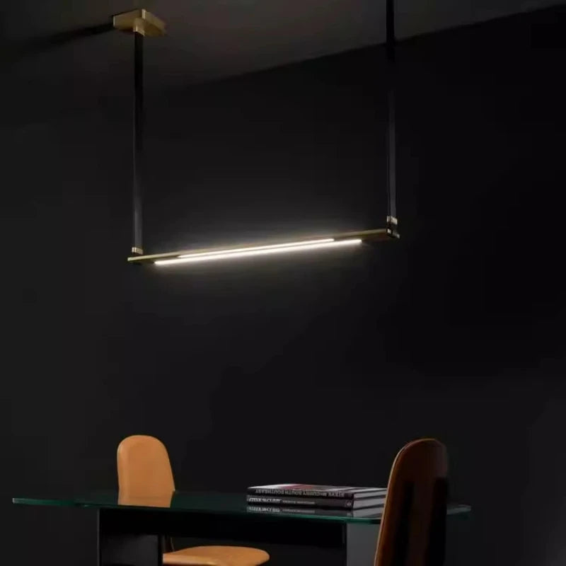 lustre led en métal et cuir pour bar et bureau - vue 4 sur 9