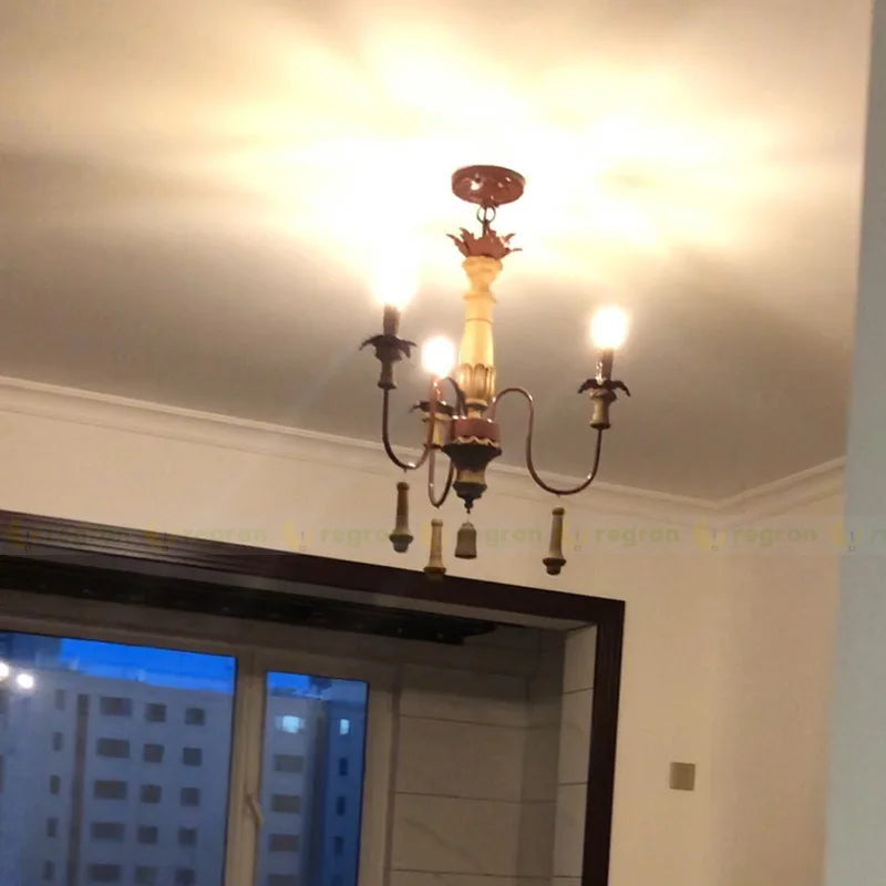 lustre industriel en résine antique avec bougeoirs à led - vue 2 sur 10