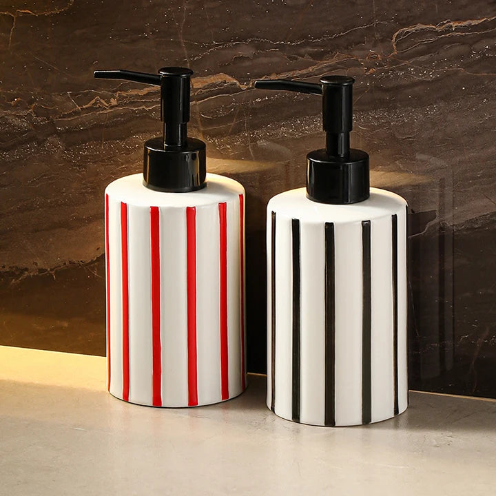 bouteille céramique pour lavage mains gel douche et lotion - vue 3 sur 12