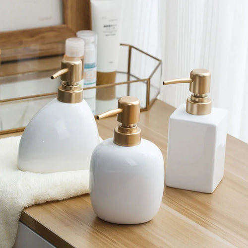 distributeur de savon en céramique avec pompe dorée pour salle de bain - vue 2 sur 17