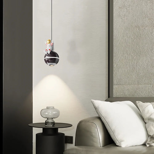 lustre moderne led design astronaute petites suspension - vue 4 sur 18