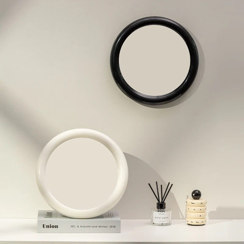 miroir de maquillage rond nordique simple et élégant - vue 5 sur 11