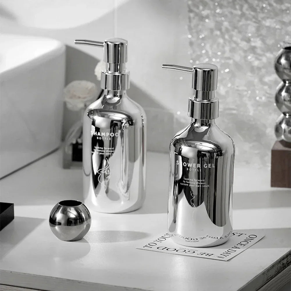 distributeur de savon moussant plaqué argent portable luxe - vue 3 sur 9