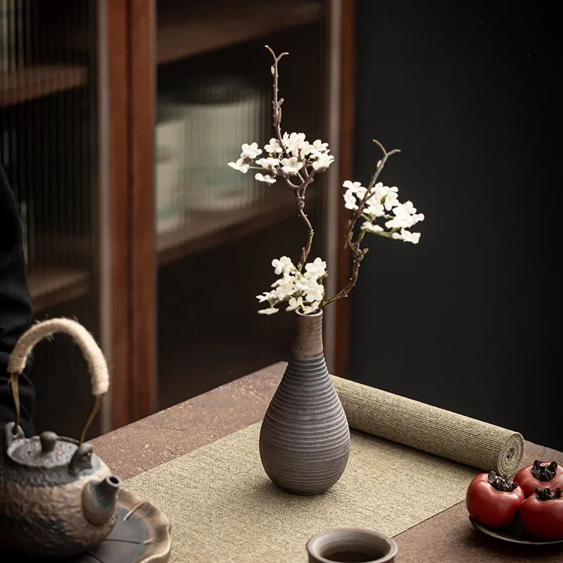 vases en céramique antiques faits main style minimaliste moderne - vue 3 sur 10
