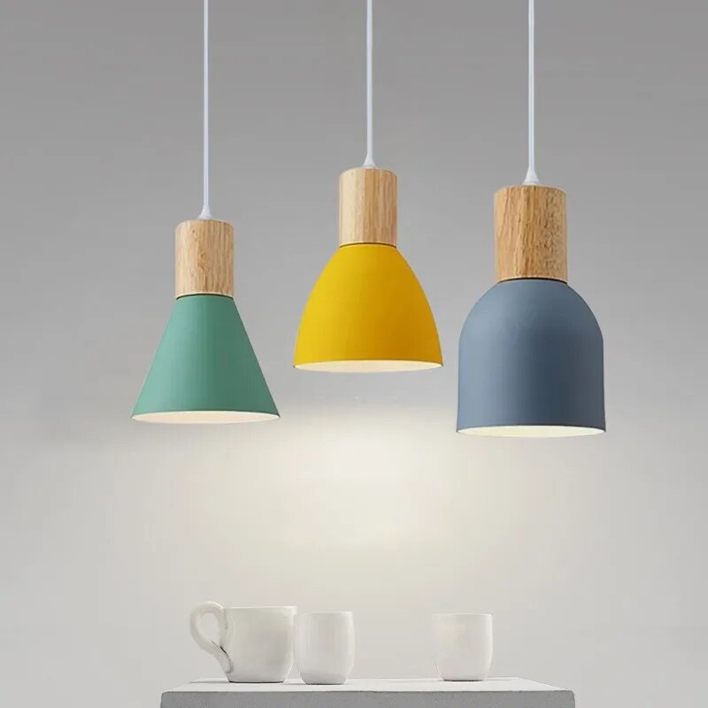 Suspension LED nordique en aluminium Macaron