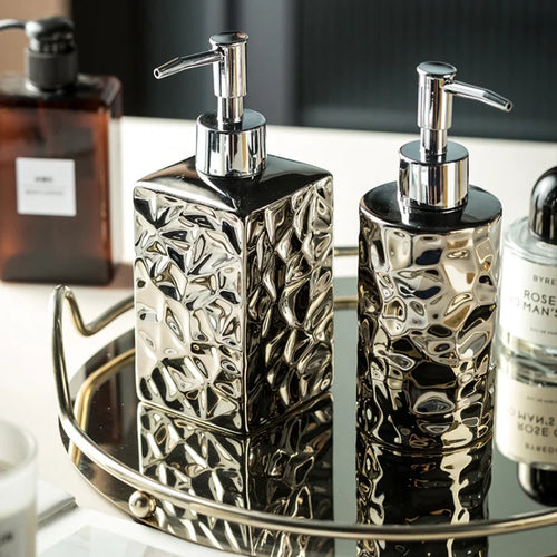 bouteille de savon en céramique de luxe pour salle de bain - vue 6 sur 10