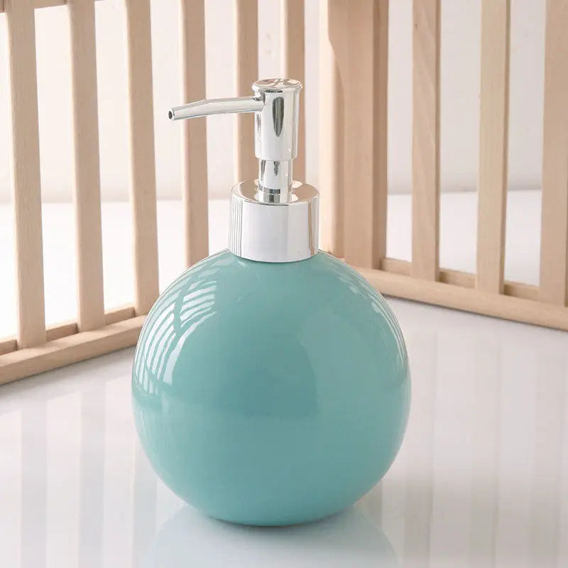 bouteille de gel douche et savon pour les mains accessoires de salle de bain