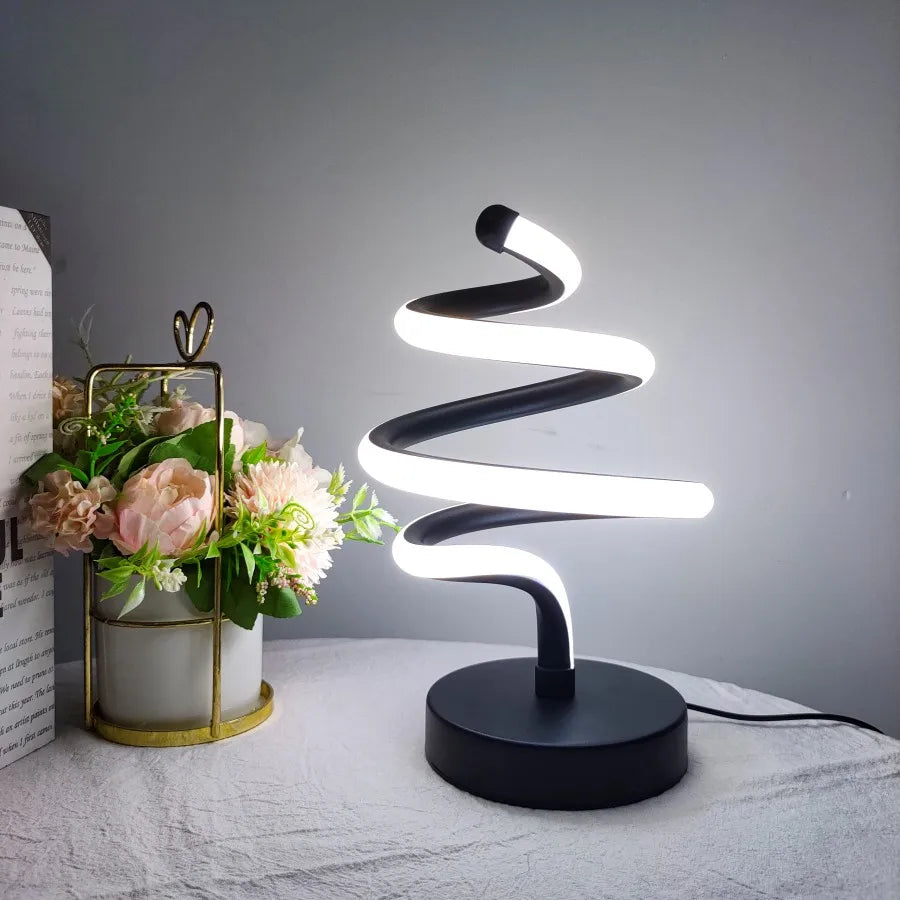 lampe de bureau créative en forme d'arbre de noël décorative usb - vue 5 sur 7