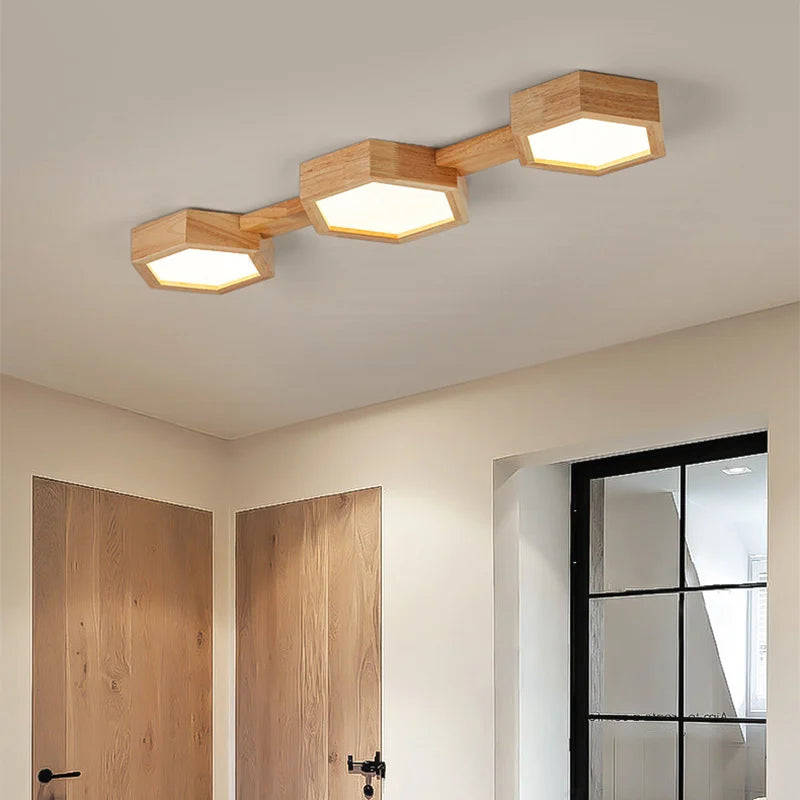 Plafonnier LED en bois au design moderne