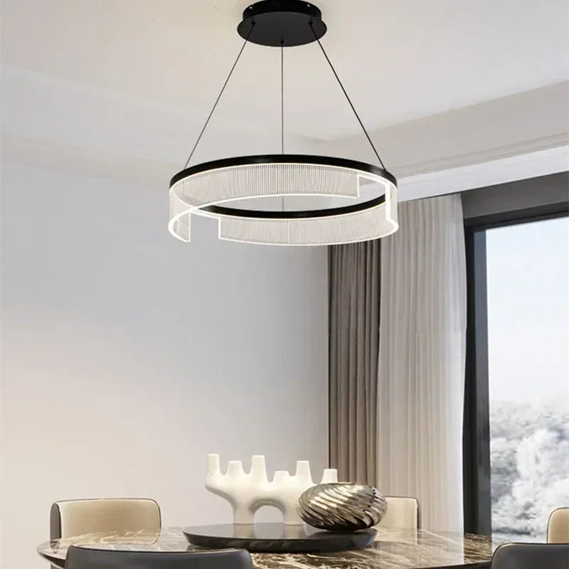 Lustre LED anneaux suspendu au design nordique moderne