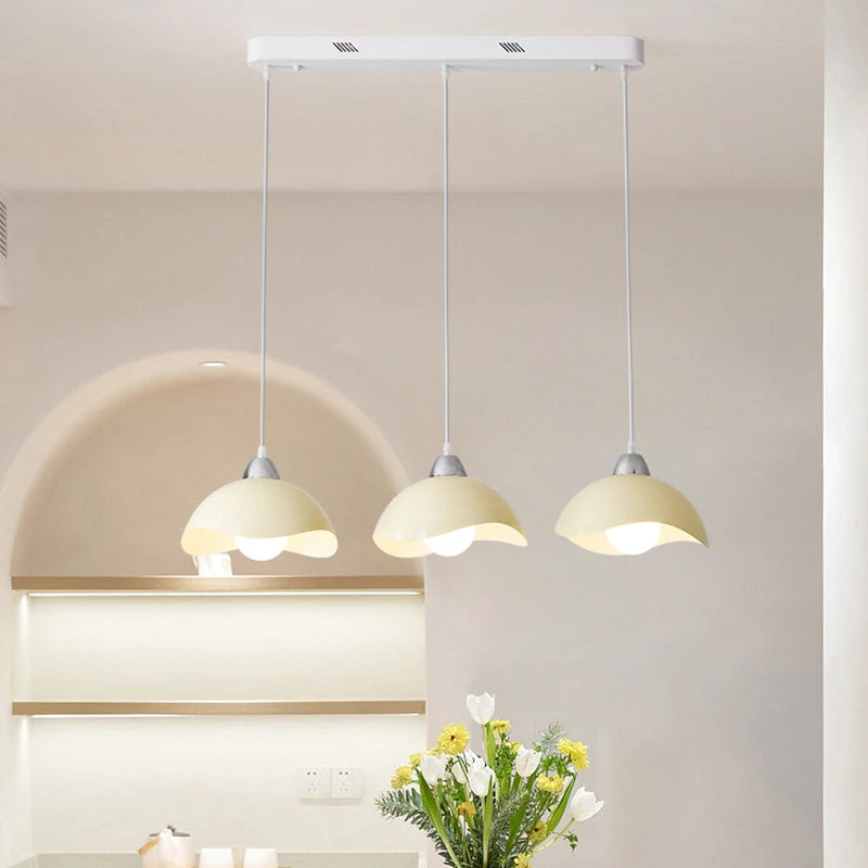 lustre led simple pour décoration intérieure nordique élégante