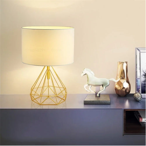 lampe à poser géométrique rétro nordique pour décoration créative - vue 2 sur 10
