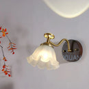 applique murale en verre design fleur wabi-sabi en bois massif