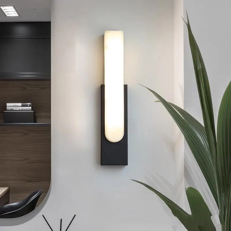 applique murale moderne en résine pour intérieur élégant - vue 2 sur 10