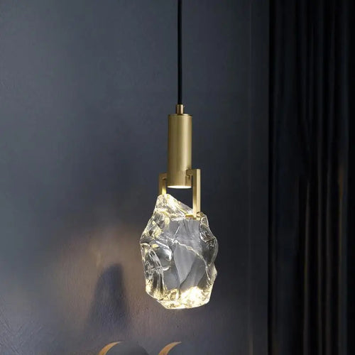 lampe suspendue design nordique ice en cristal et cuivre pour bar ou table