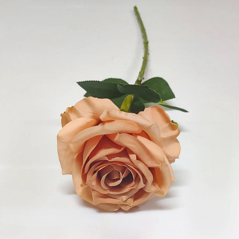 fleurs artificielles décoratives pour une ambiance agréable - vue 14 sur 17