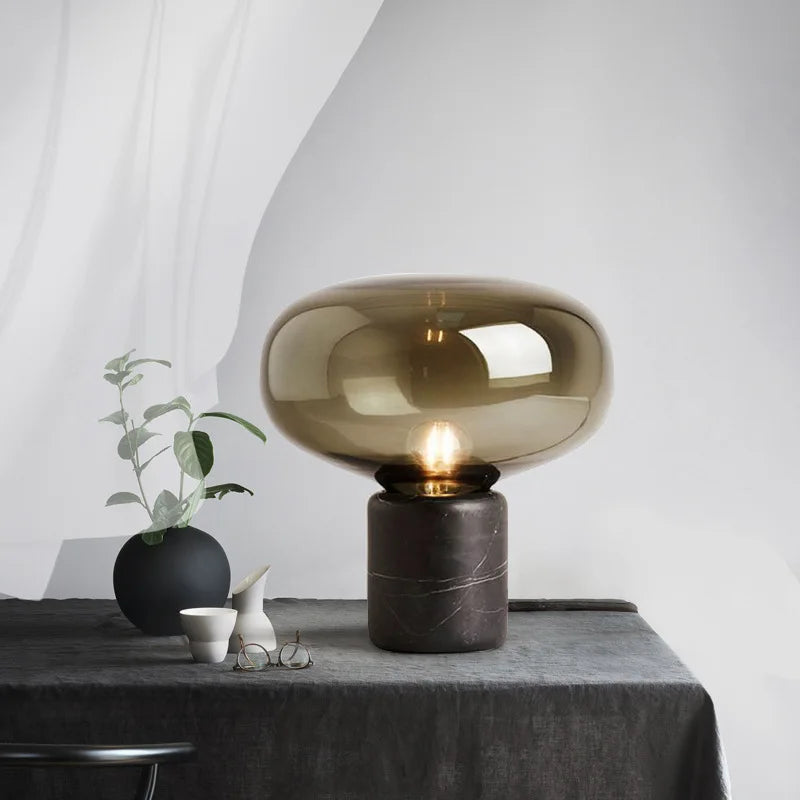 Post-moderne LED lampe de Table en marbre champignon verre lampe de chevet nordique Simple concepteur chambre salon étude créative petit