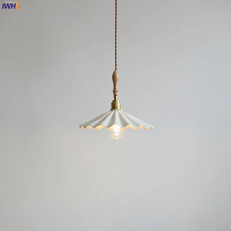 suspension LED en céramique conique design