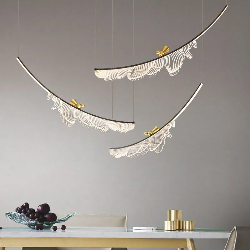lustre design artistique en plumes et fil métallique ajustable - vue 5 sur 8