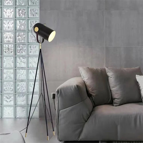 lampadaire design danois avec trépied nordique élégant - vue 7 sur 7