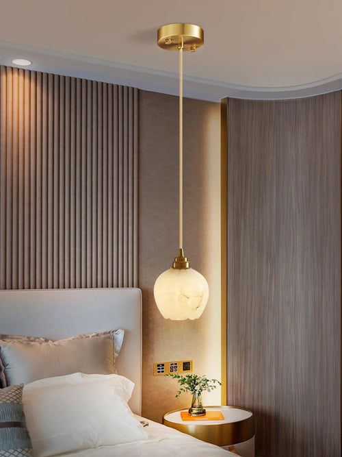 suspension nordique en marbre et cuivre design minimaliste