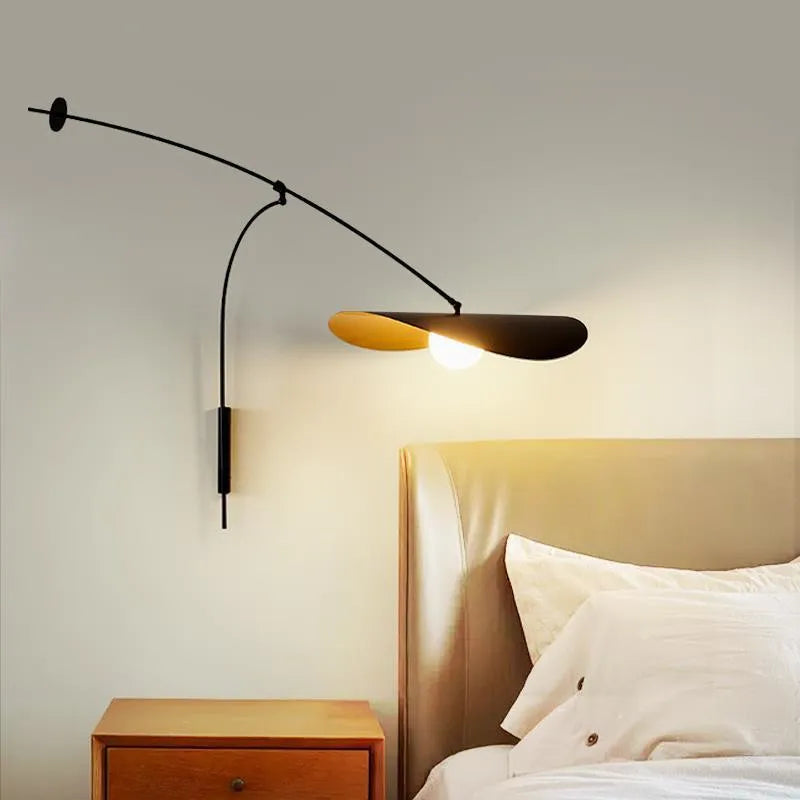 Lampadaire LED créatif et réglable au design nordique moderne