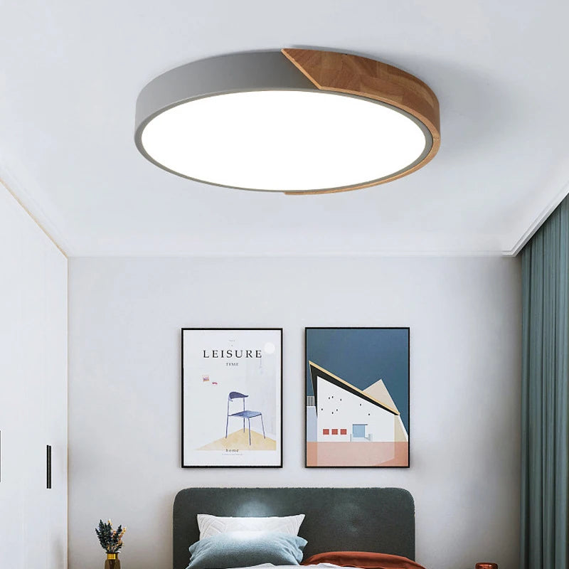 Plafonnier LED rond en bois