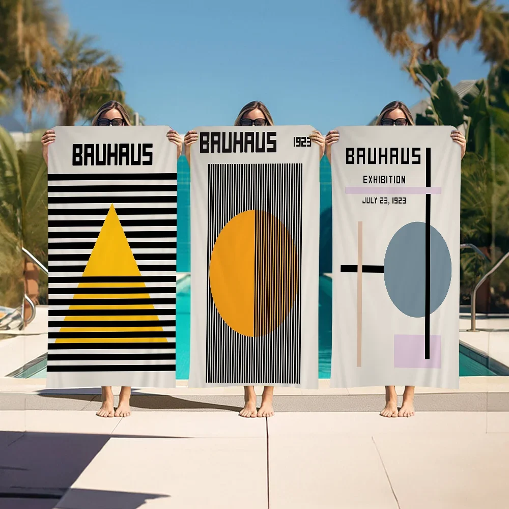 Serviette de plage motif bauhaus géométrique microfibre rapide - vue 2 sur 6