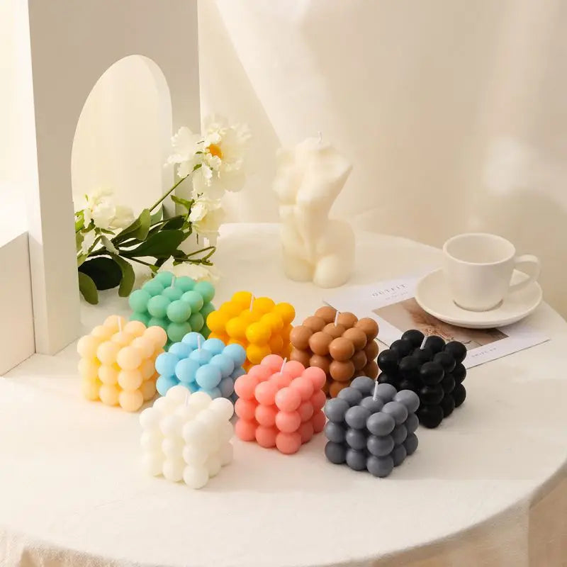 bougie parfumée big cube pour décoration moderne et aromathérapie - vue 4 sur 39