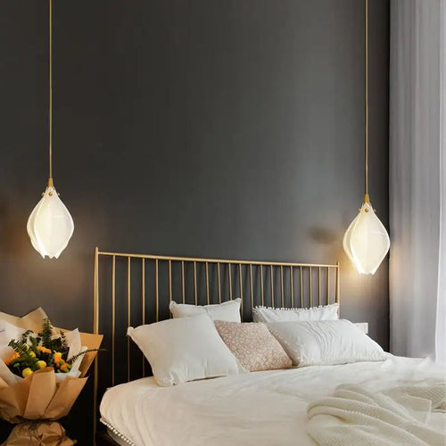 Suspension LED en forme de fleur en verre - vue 7 sur 6