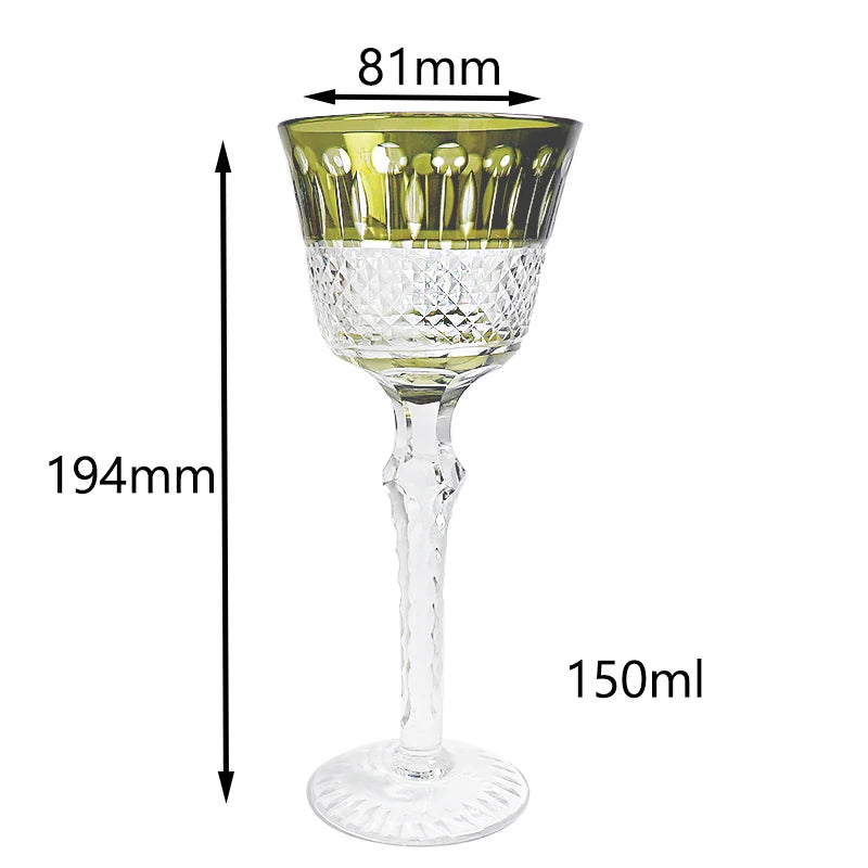 verres à vin style antique gravés pied travaillé