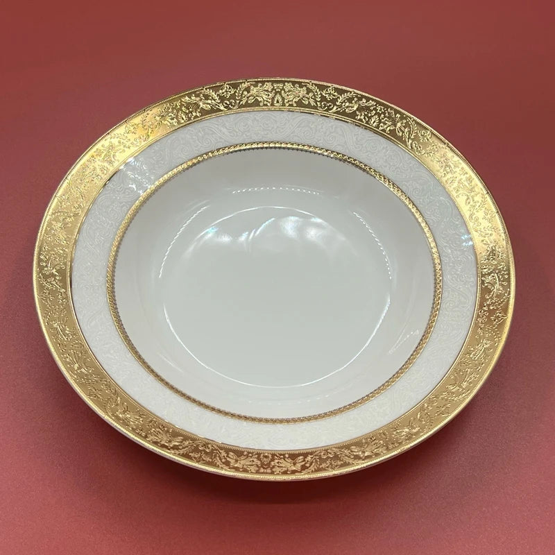 Assiette porcelaine style palais relief steak décor européen