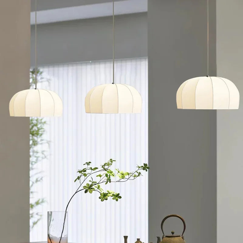 suspension nordique wabi-sabi en cocon de soie décoratif - vue 3 sur 9