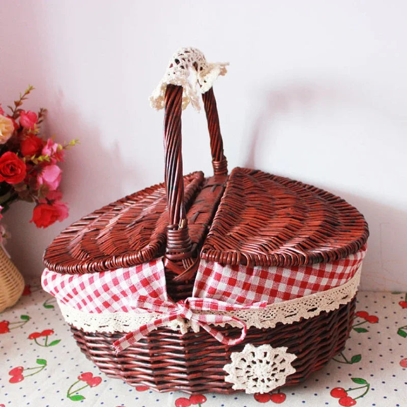 Panier pique-nique en osier pour 4 personnes avec glacière, couverture Panier pique-nique en osier pour 4 personnes avec glacière, couverture