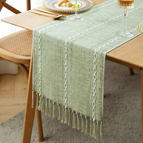 Chemin de table bohème tressé style ferme franges