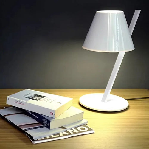 Italy Design Table Light Desk Lamp for Bedroom Living Area - vue 3 sur 8