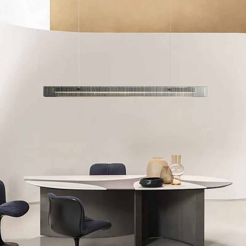 Lustre design de luxe en acier inoxydable et cristal minimaliste longue bande