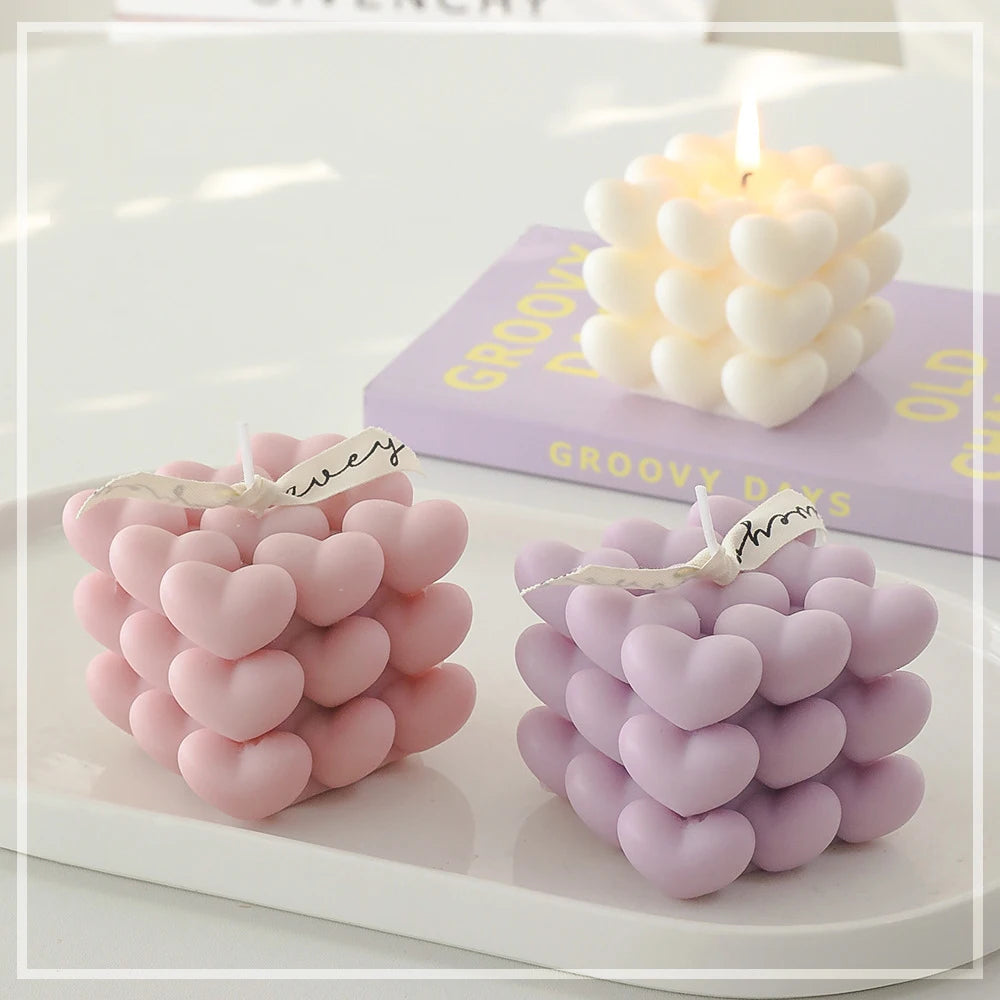 bougie parfumée cube cœur en cire de soja fait main décorative - vue 3 sur 11
