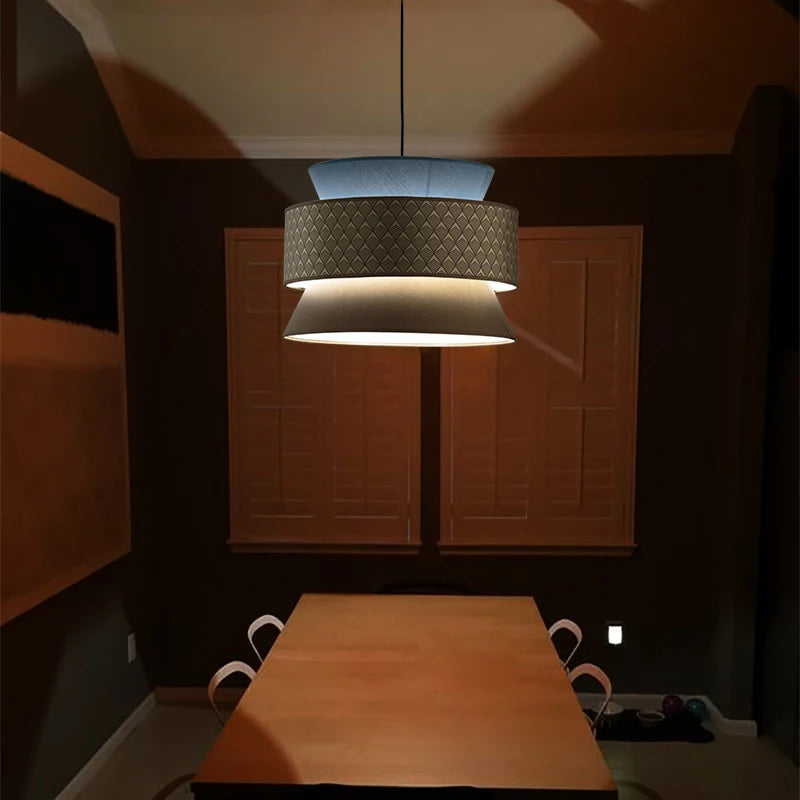 Lustre de style japonais moderne Simple personnalité créative salle à manger chambre étude tissu Art lampes suspendues