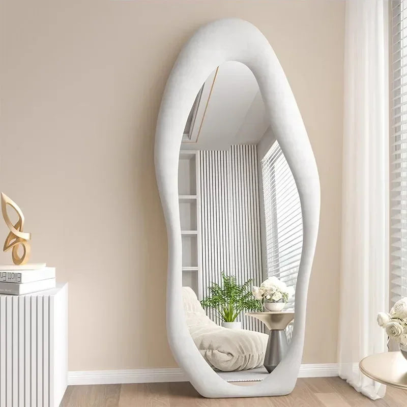 miroir intégral ondulé design nordique pour décoration intérieure - vue 4 sur 13