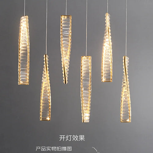 lustre en cristal design moderne pour ambiance élégante - vue 2 sur 11