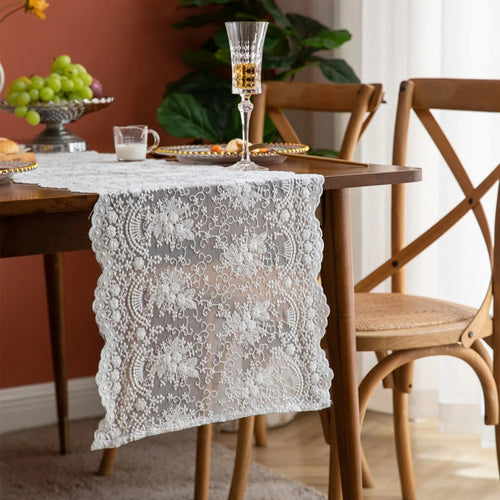 Chemin de table dentelle florale vintage beige bohème - vue 6 sur 7