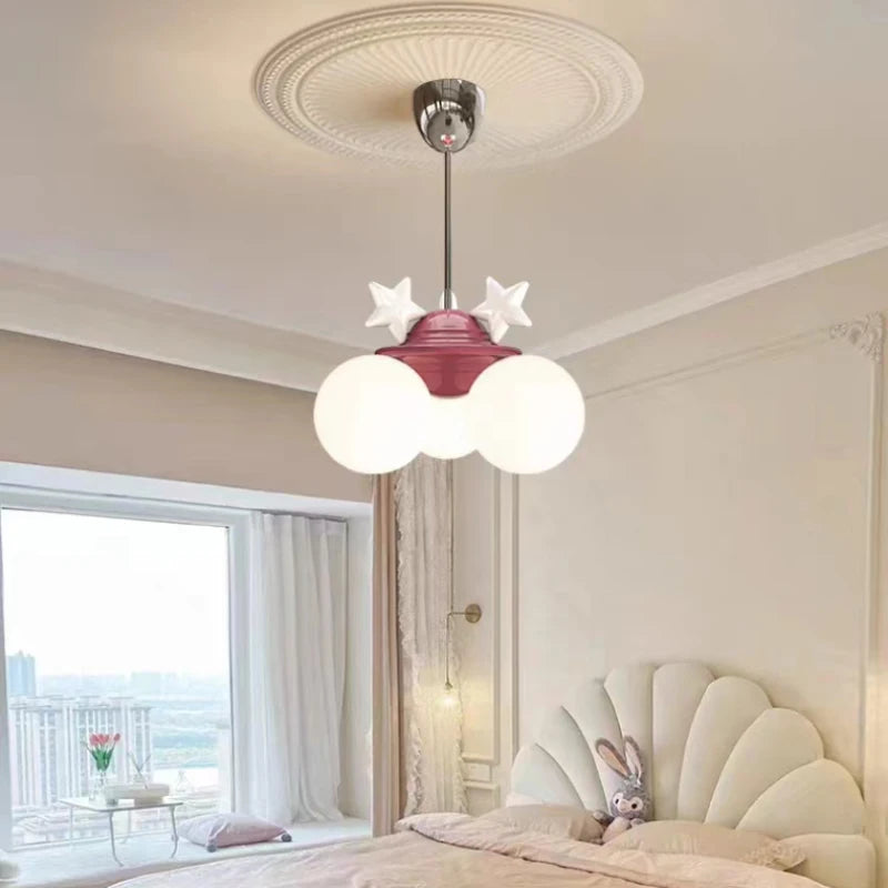 lustre romantique pour chambre d'enfant décor princesse en verre - vue 5 sur 8