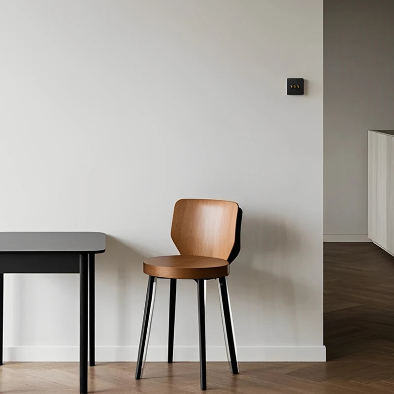 Prise électrique et double USB (Europe) en acier noir mat bords arrondis