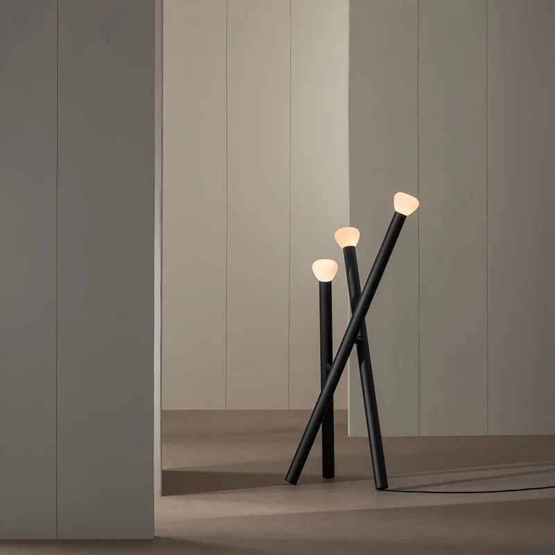 Lampadaire design batons croisés