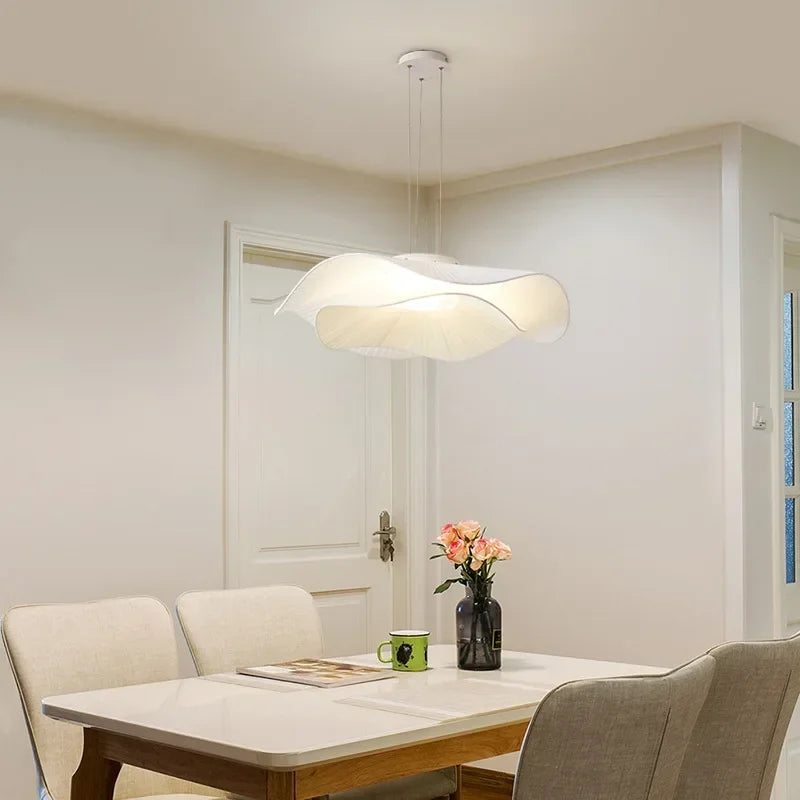 lustre en tissu à led pour un intérieur moderne et minimaliste - vue 5 sur 9