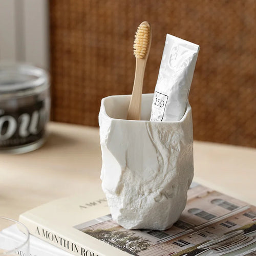 tasse à brosse à dents nordique en céramique artisanale pour salle de bain - vue 3 sur 7