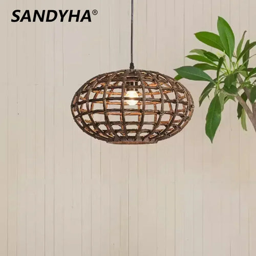 suspension en rotin design circulaire pour éclairage intérieur