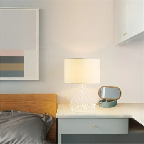 lampes de table géométriques rétro nordiques créatives pour décoration intérieure - vue 6 sur 10