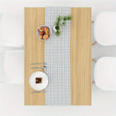 Chemin de table en lin motif carreaux maison